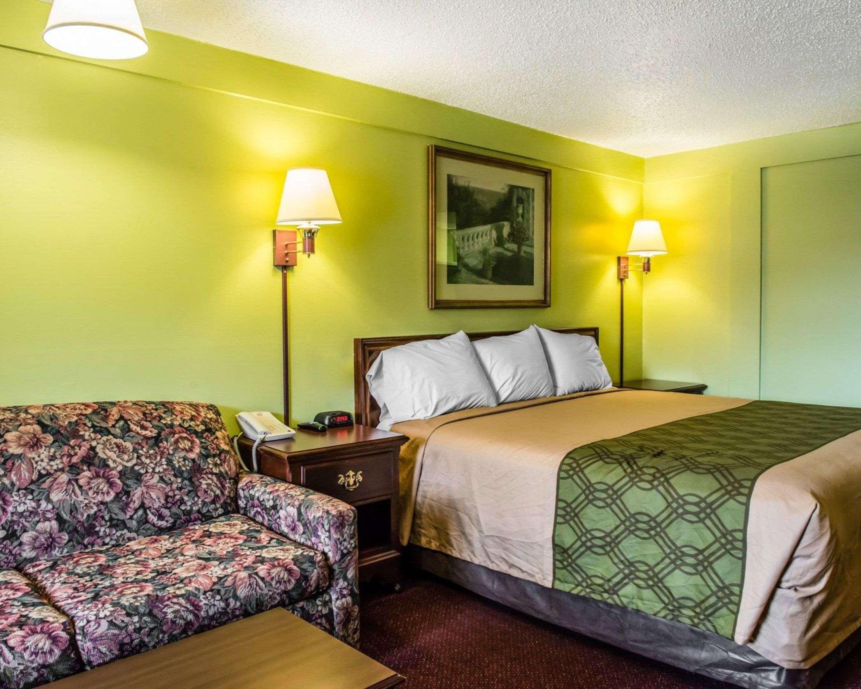 Econo Lodge Pittsburgh I-79 Buitenkant foto